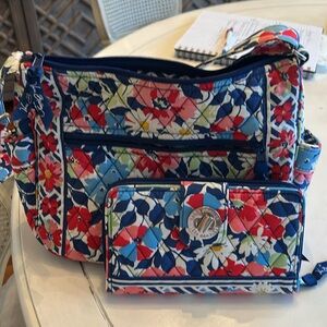 Vera Bradley Colorful ❤️🤍💙 Floral Shoulder Bag with matching wallet